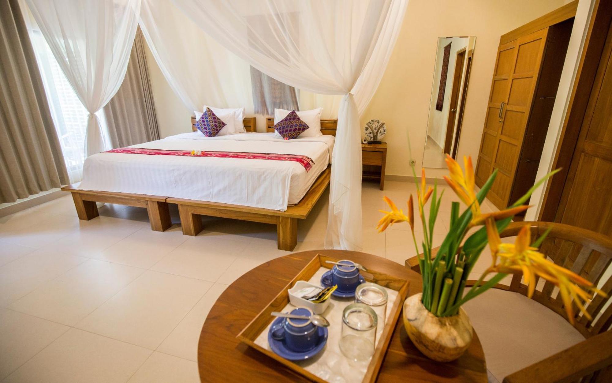 Puri Sari Beach Hotel Labuan Bajo Cameră foto