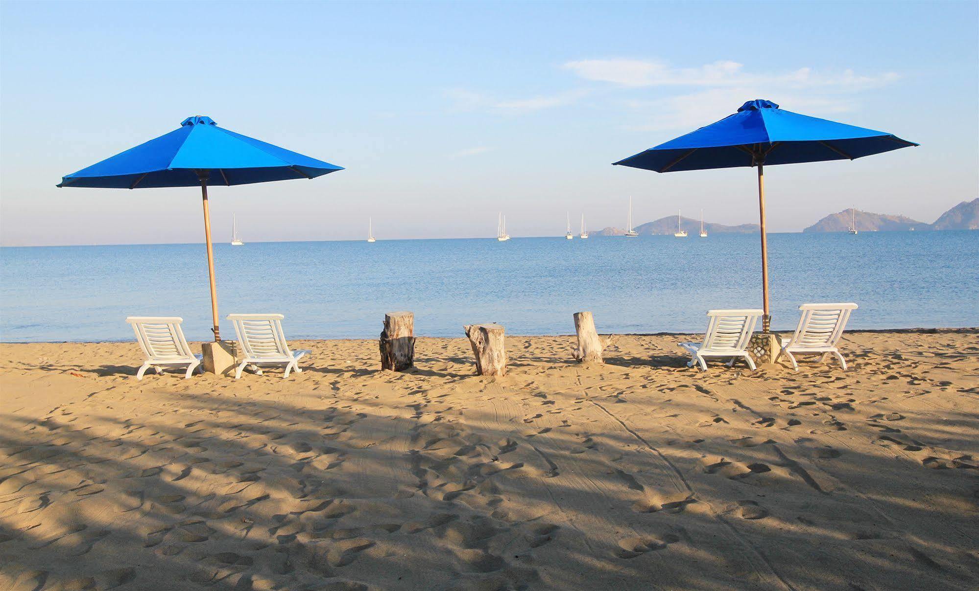 Puri Sari Beach Hotel Labuan Bajo Exterior foto